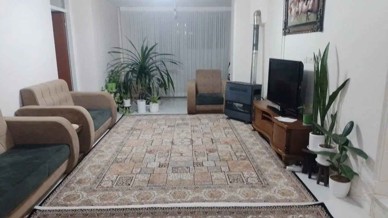 اجاره طبقه همکف از ساختمان دوطبقه