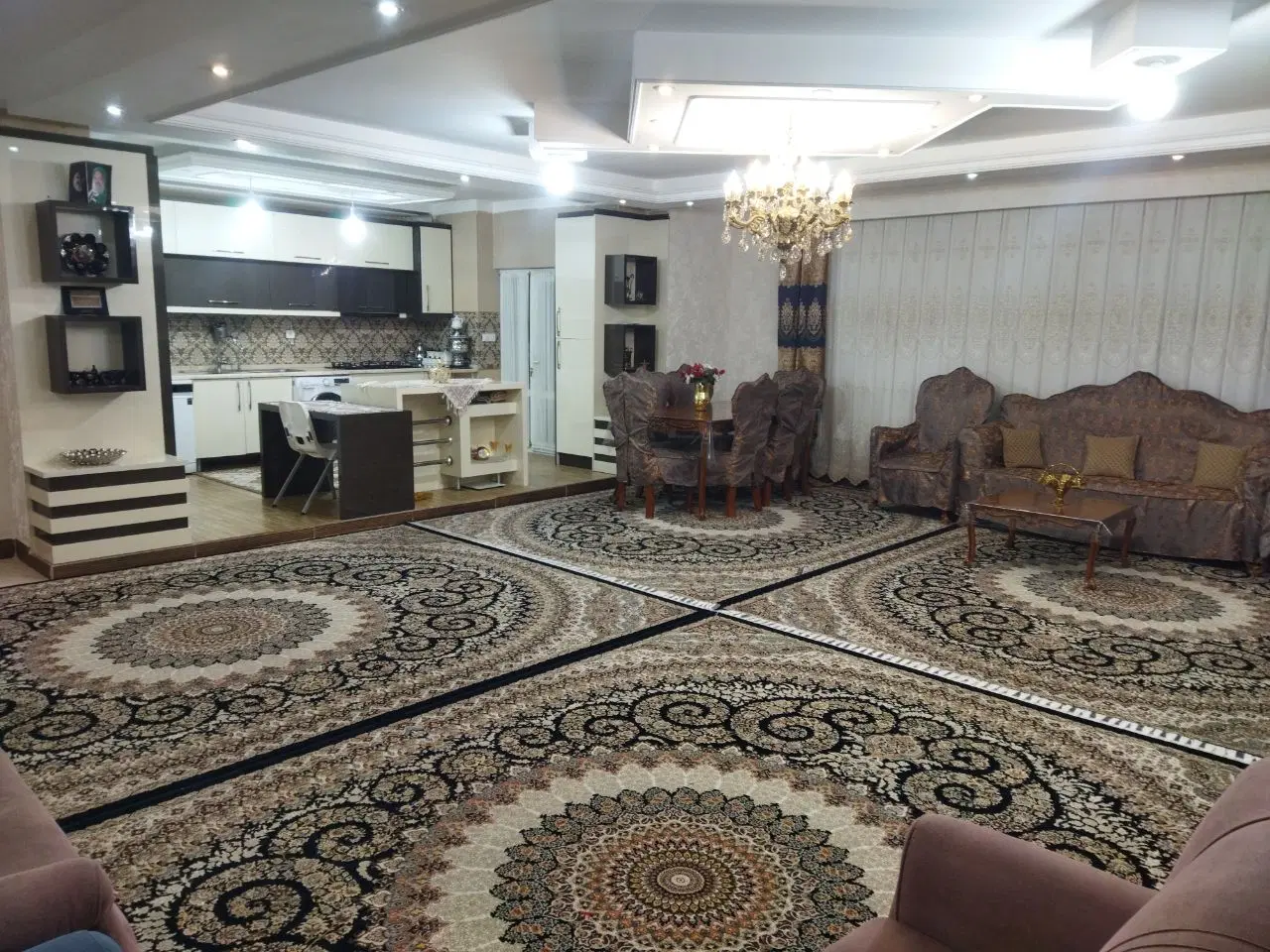 اجاره واحد ۱۶۰  سه خواب ویلایی