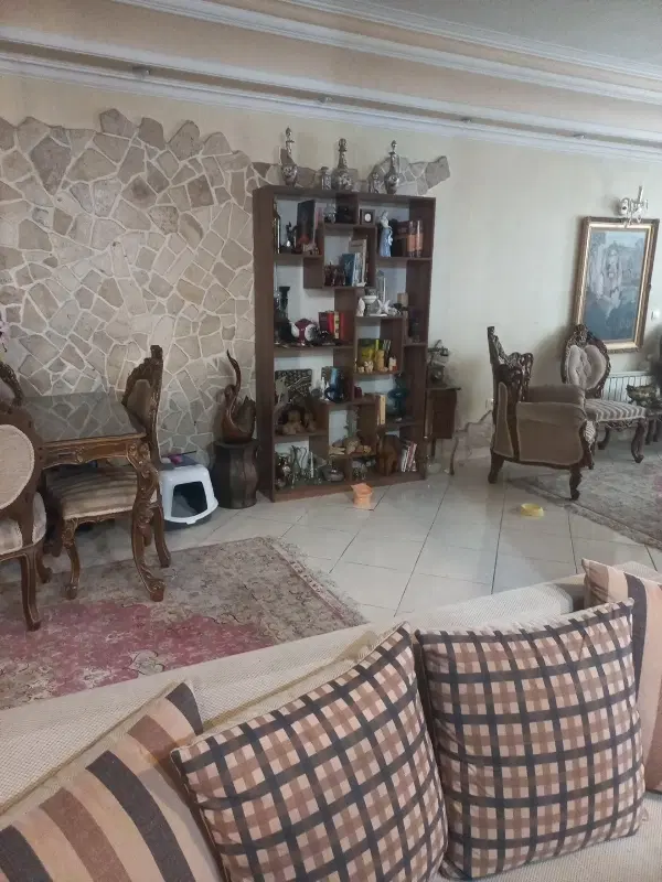 آپارتمان ۳ خواب فروشی