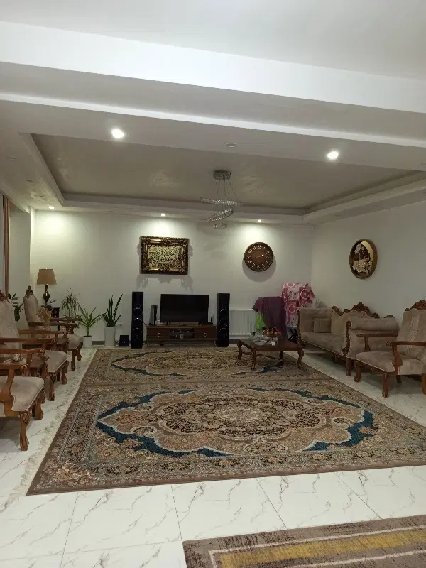 واحد ۱۱۶ متری