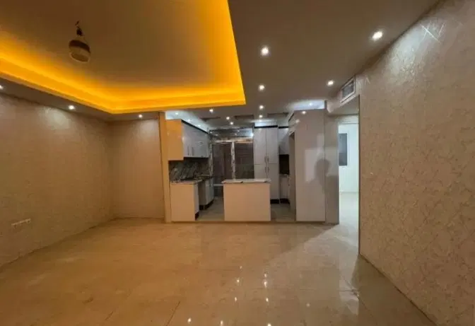۶۸ متری فروشی کهریزک نور نما سند دار