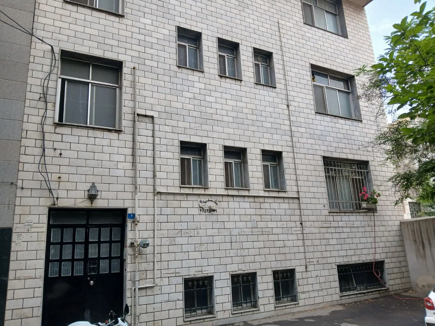 اقدسیه ۲۲۵متر گلنگی