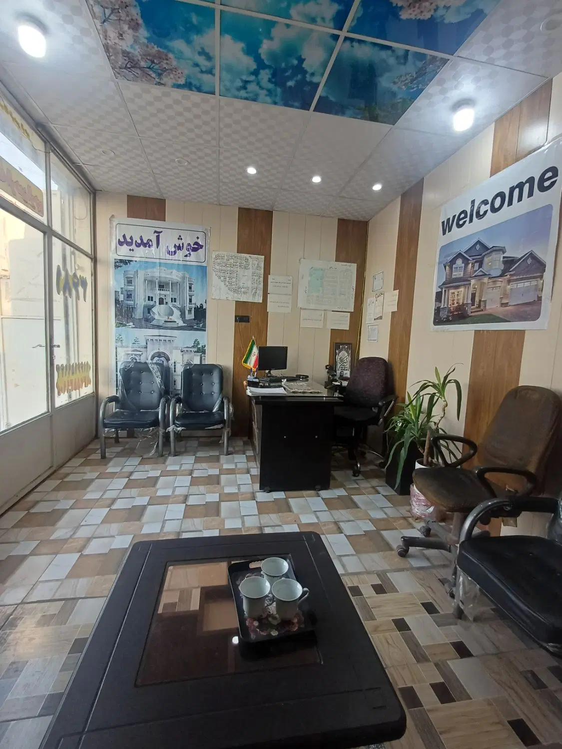 ۷۵متری آزاده یک طبقه بالا