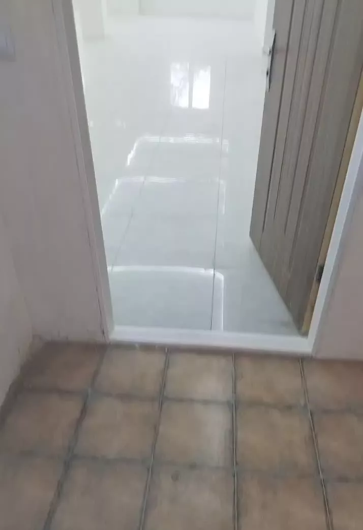 دفتر کار اداری و مسکونی
