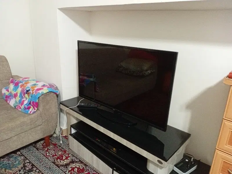 همخونه  میشم