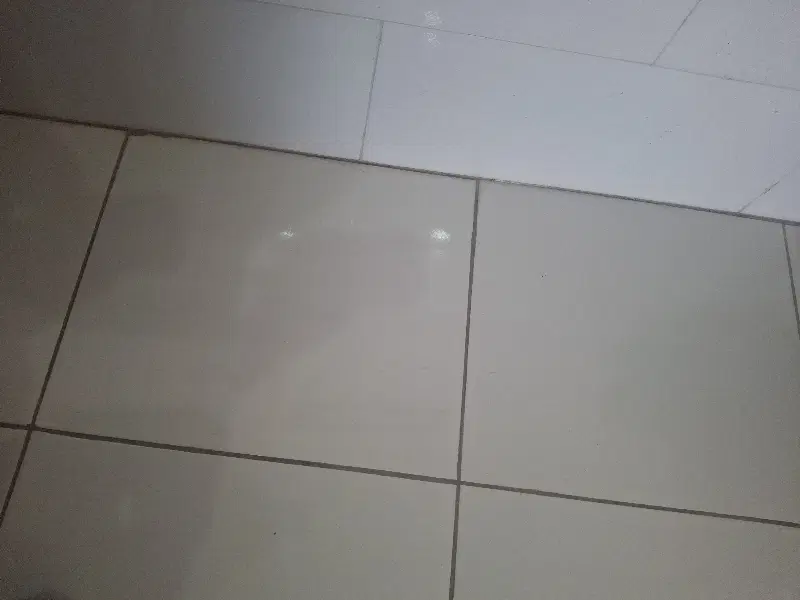مغازه همراه سویت نزدیک میدان بسیج