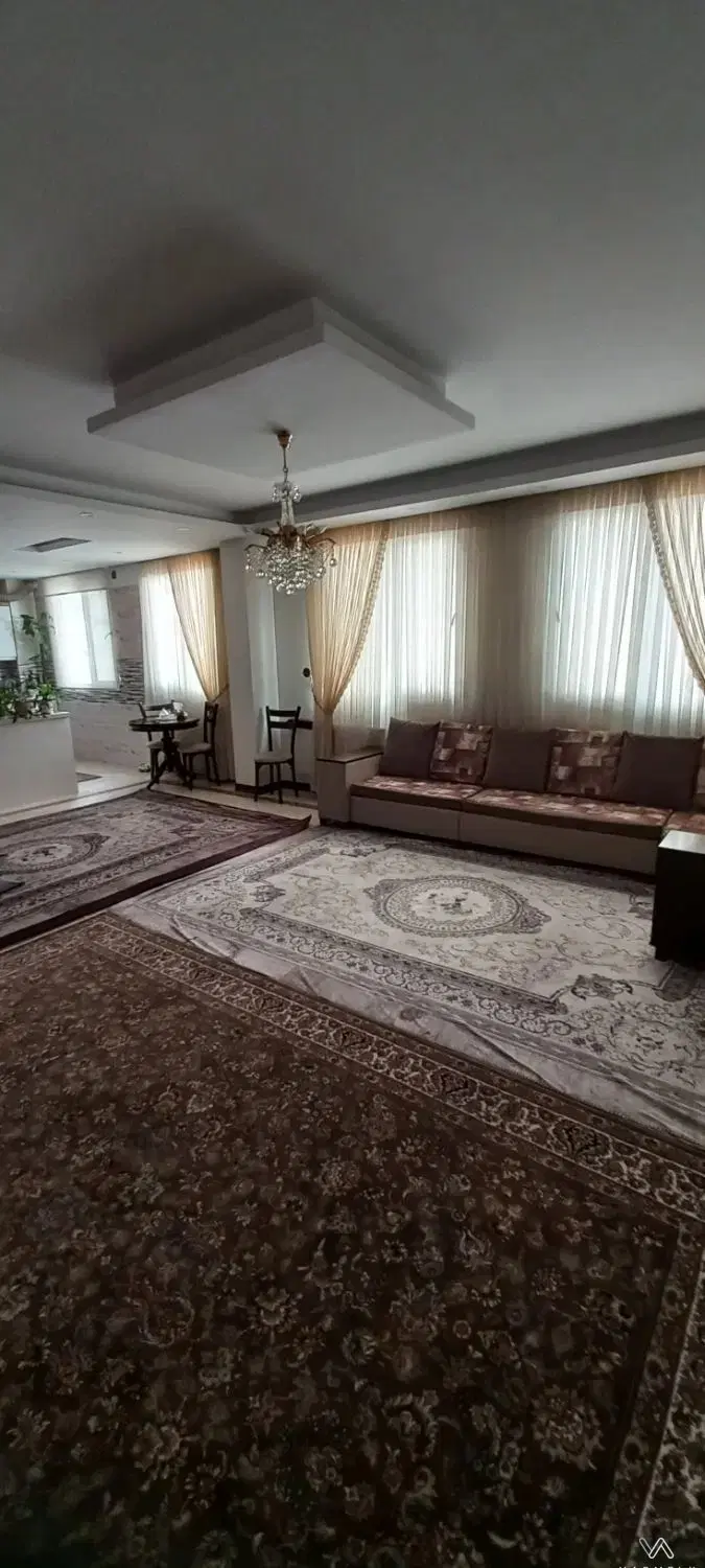 متـر _ تـک واحـدی _ ســالـن پـرده خور