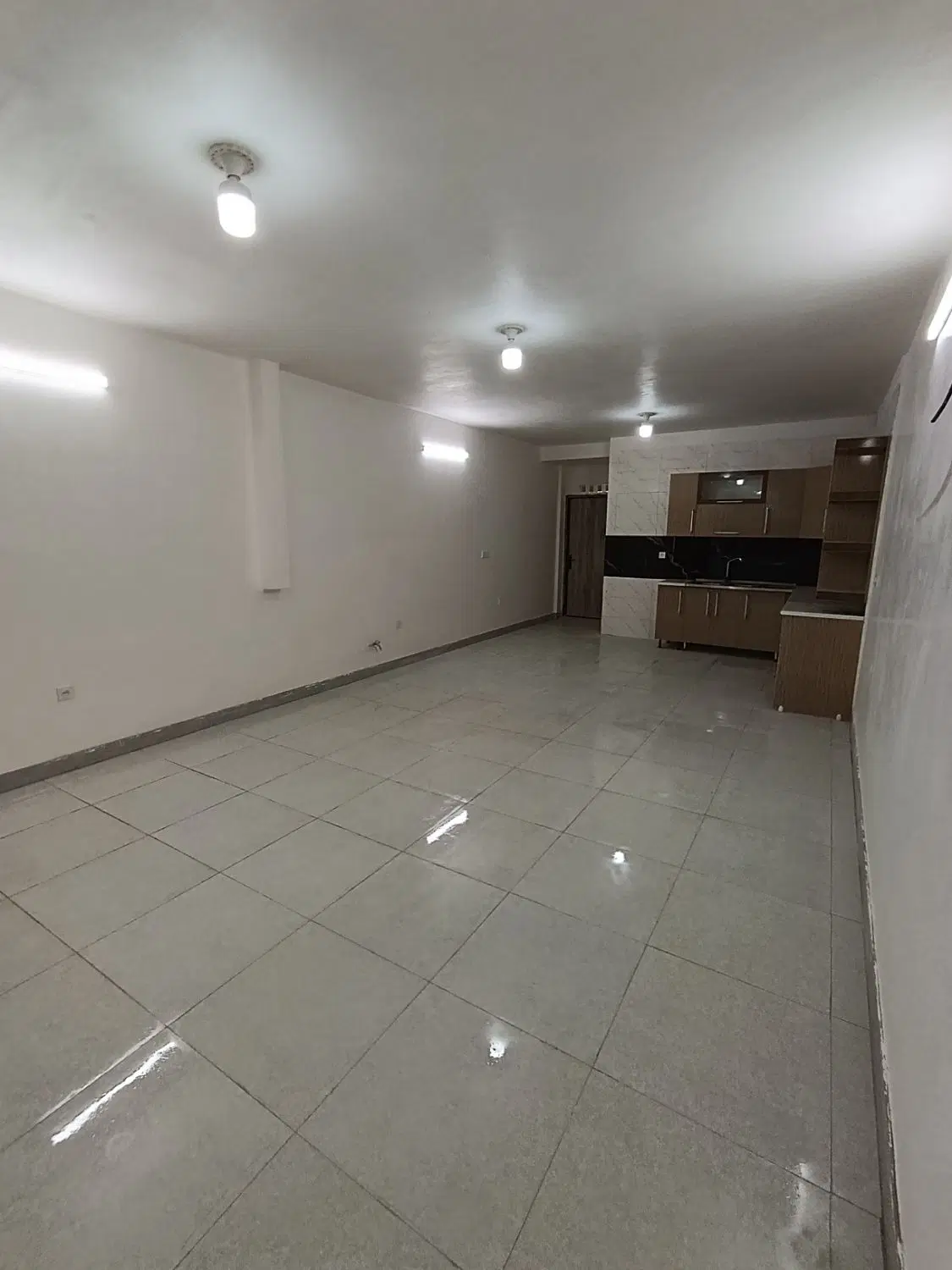 طبقه همکف راهنمایی 10 میلاد 24