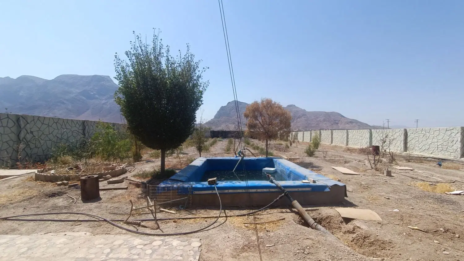 باغ ۲۰۰۰ متری صحرای افجد