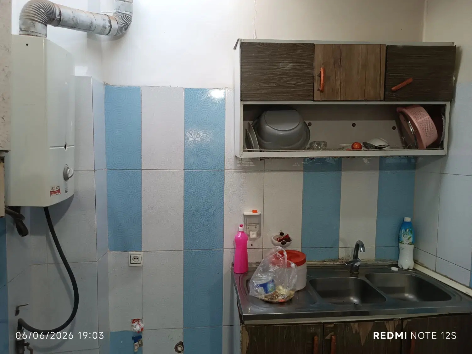 دوطبقه خونه پنجاه متری با یک زیر شش متری