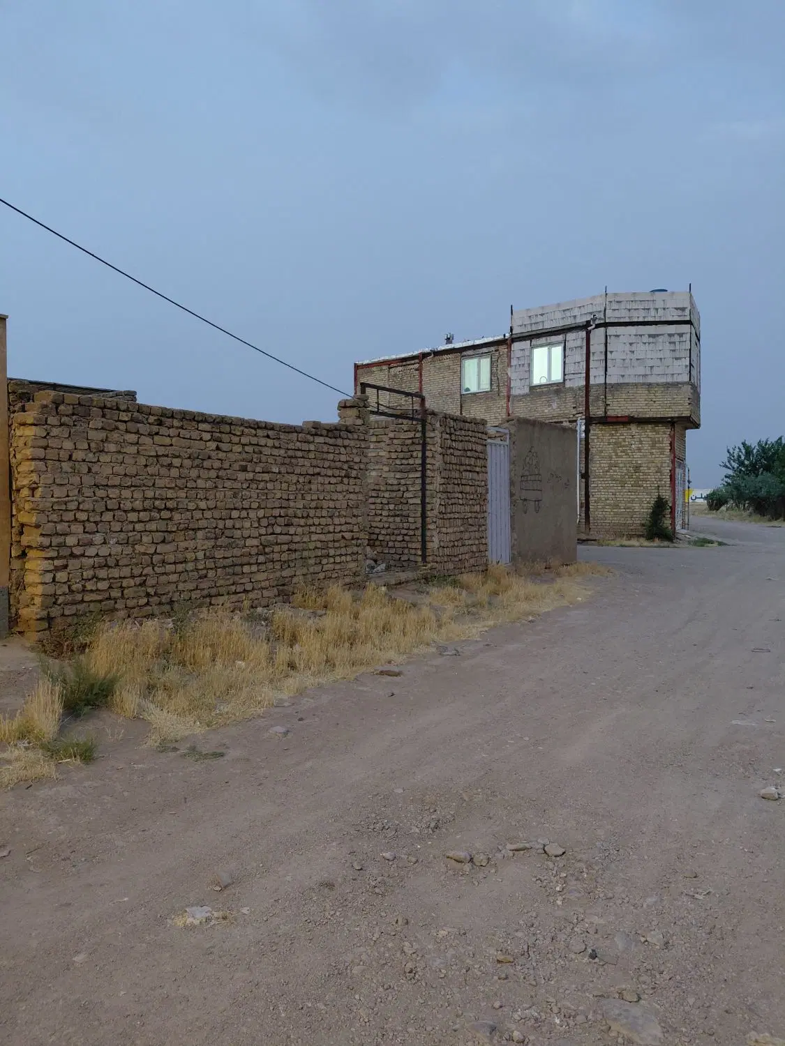 فروش چهاردیواری جانبازان شرقی بهر خیابان سوگند