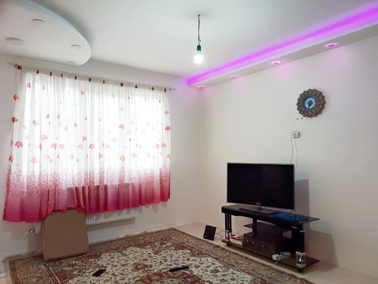 ۶۰ متر ، تک خواب ، جنب بوستان مشاهیر