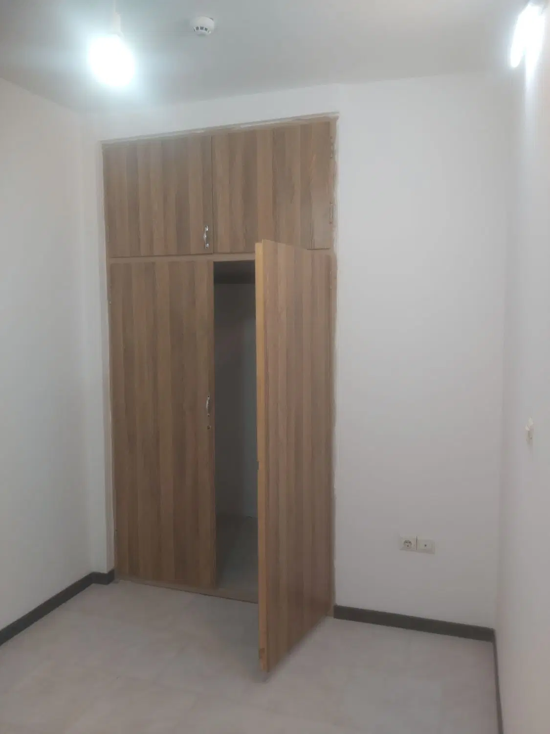 منز ل دشتی
