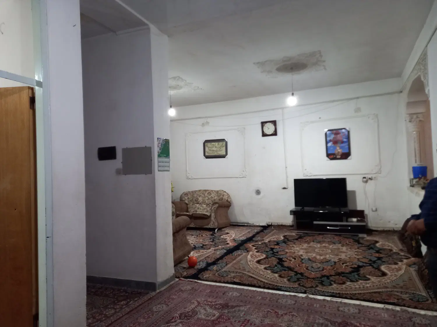 منزل ویلایی_نزدیک خیابان اصلی_مستقل_قابلیت تجاری