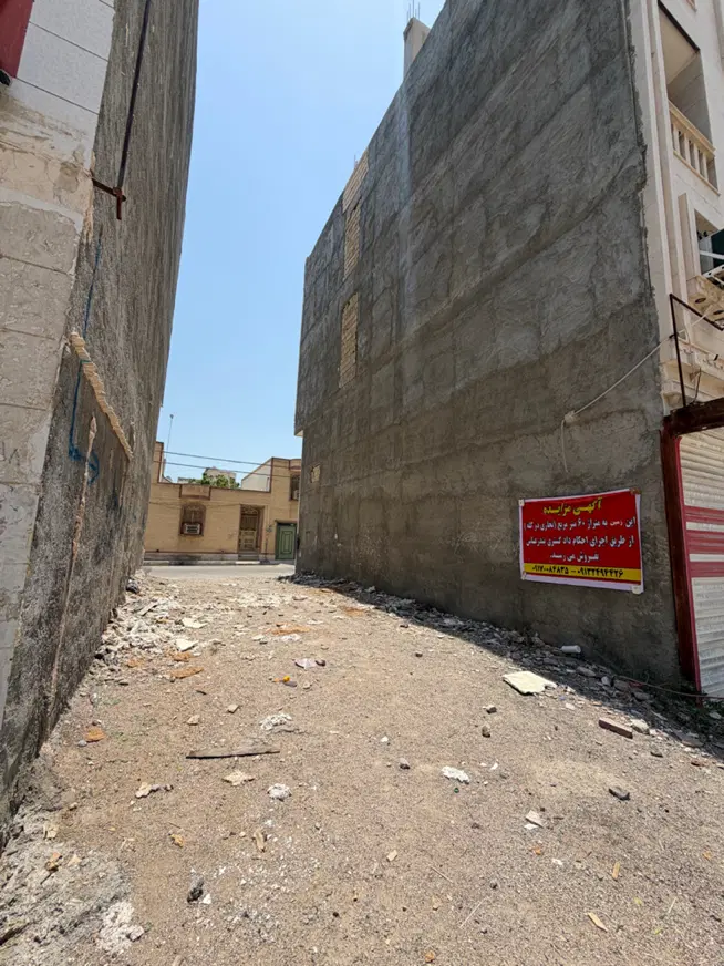 زمین ۶۰ متر تجاری