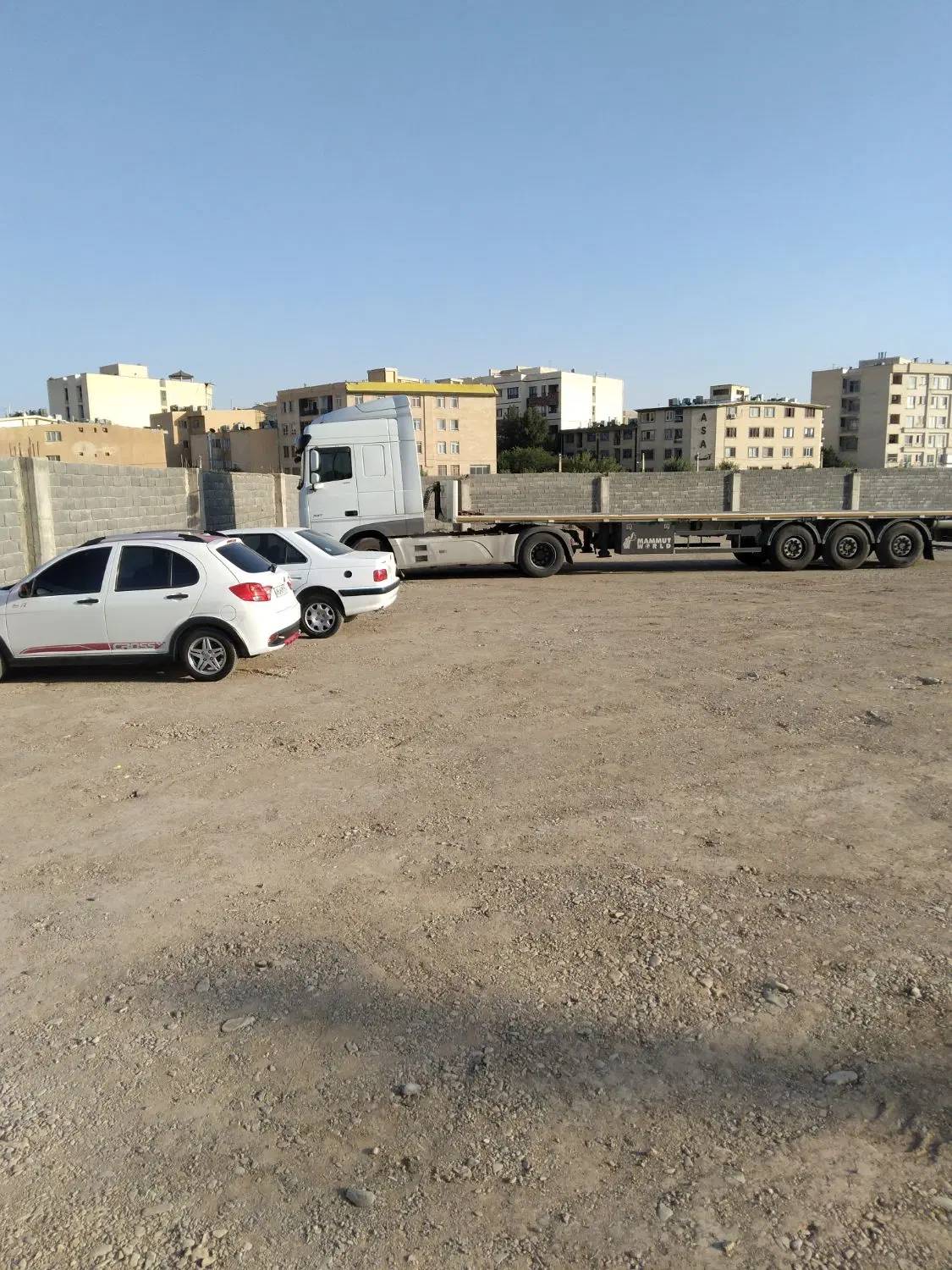 پارکینگ عمومی شبانه روزی بهاران