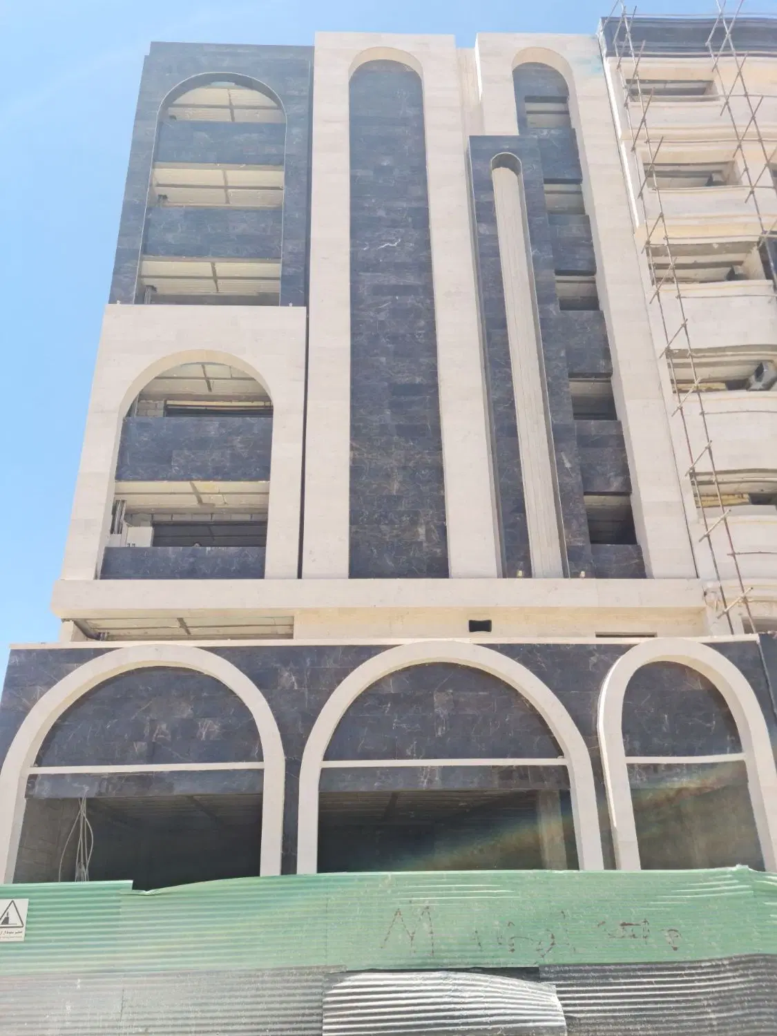فروش آپارتمان  سه خواب منطقه ۱۴،رونما