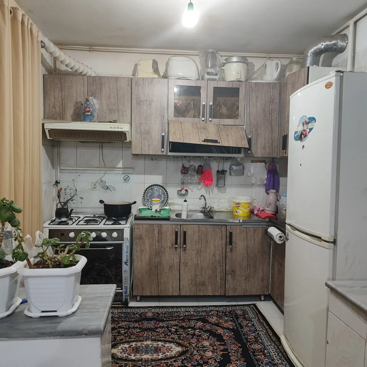 فروش یک واحد آپارتمان ۱۸۰ واحدی