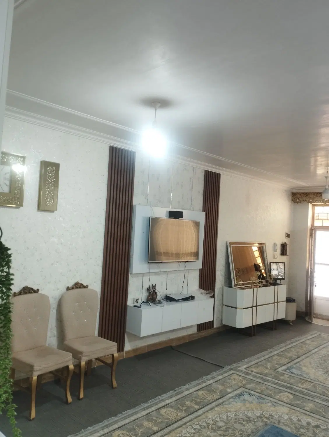 ویلای خیابان  دانشجو