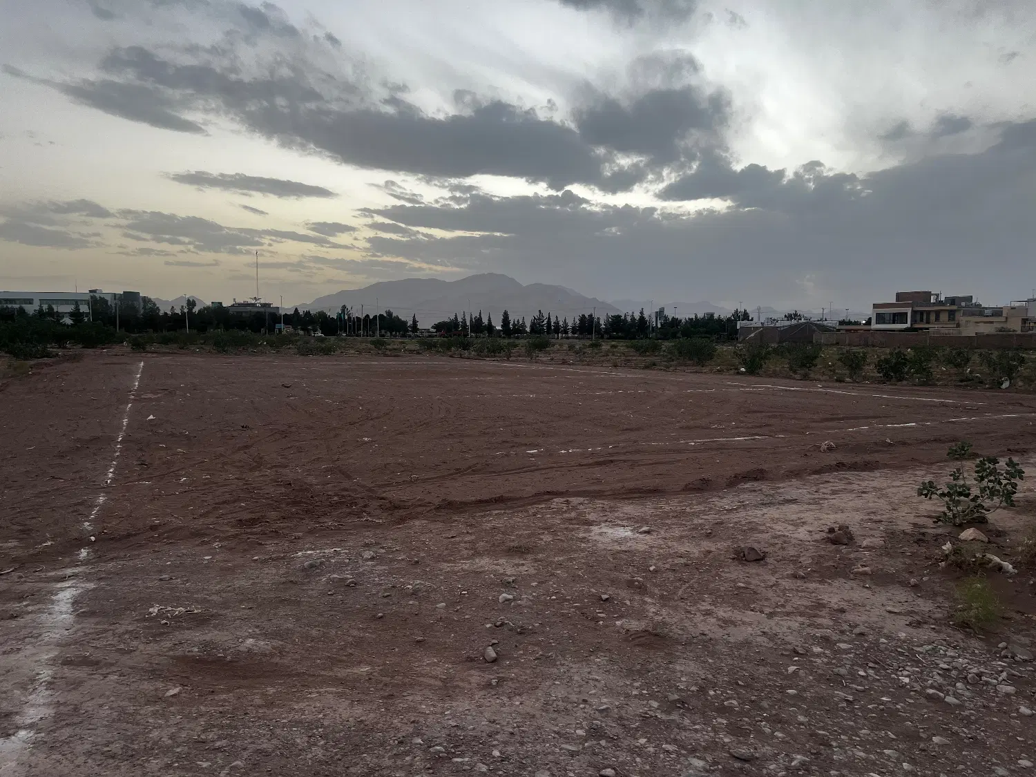 زمین فروشی بلوار سیدی روبرو پنپ گاز