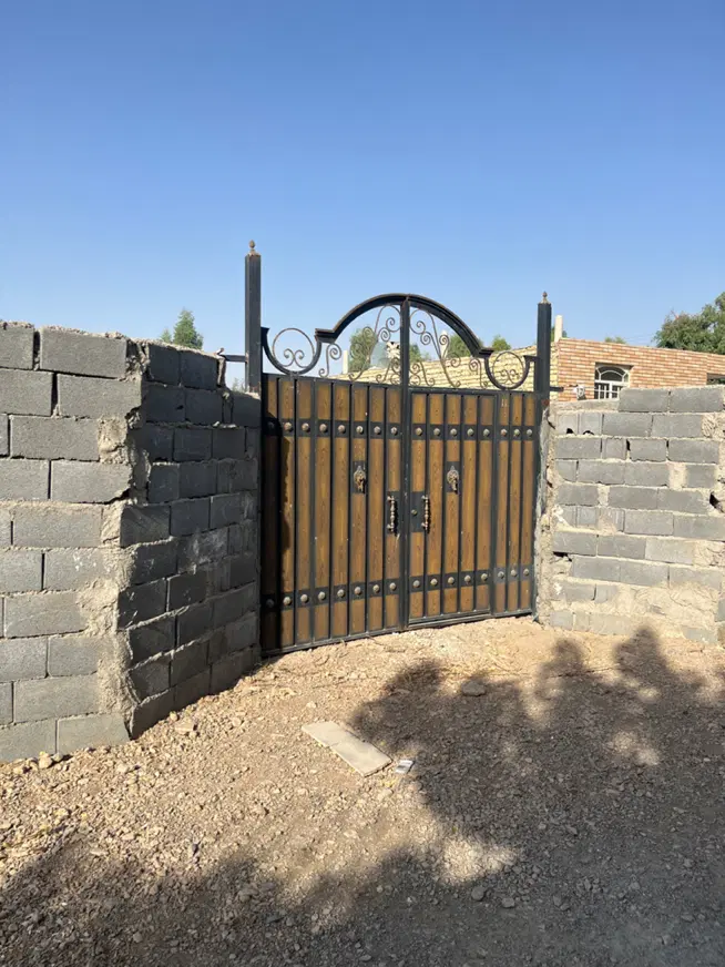 زمین ۴دیواری