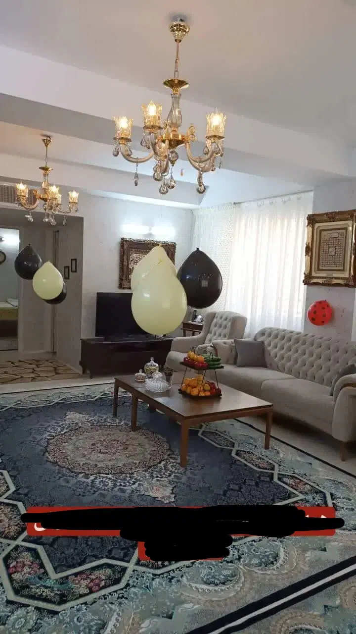 ۸۱متر و نیم۳ نبش نورگیر مناسب سکونت و سرمایه گزاری