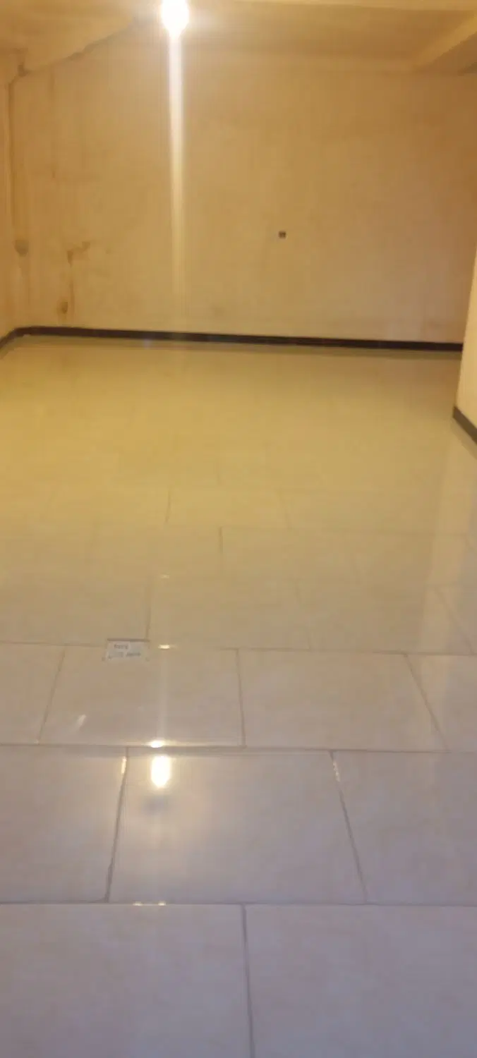 انباری ۹۰ متری
