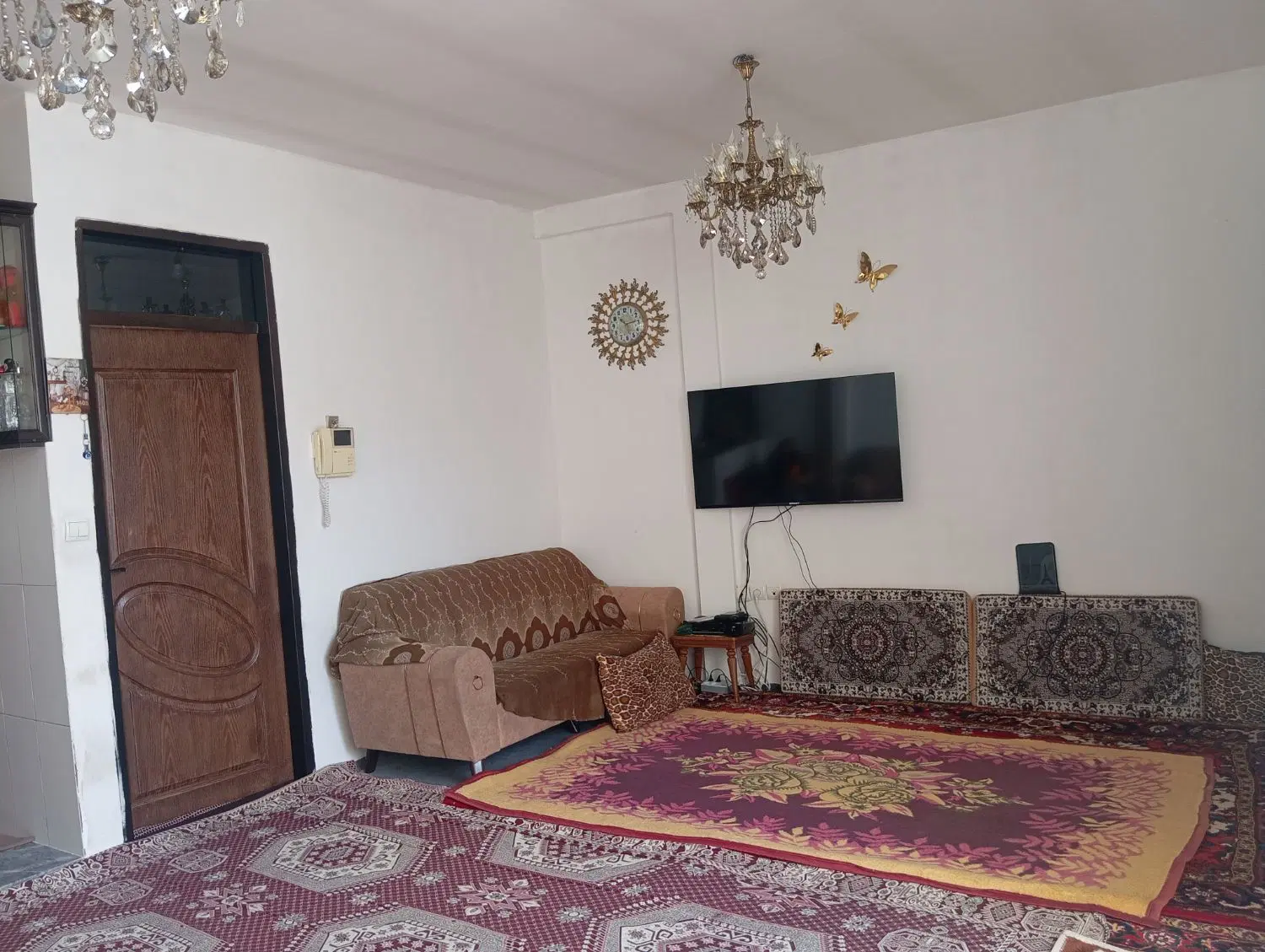 فروش حیاط در آخر حجتی