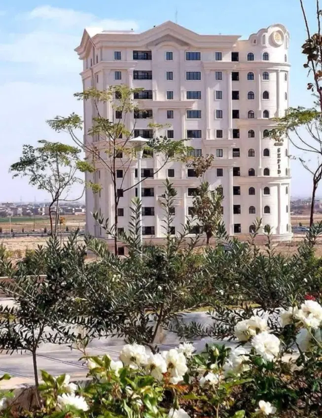 واحد لوکس سه خواب ۱۳۰ متری مستر برج سپید