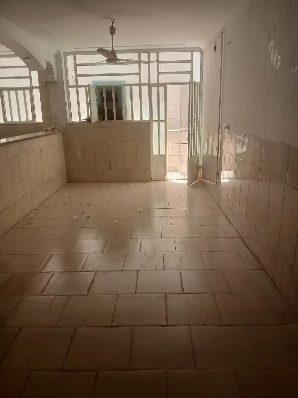 زیرزمین اجاره ای