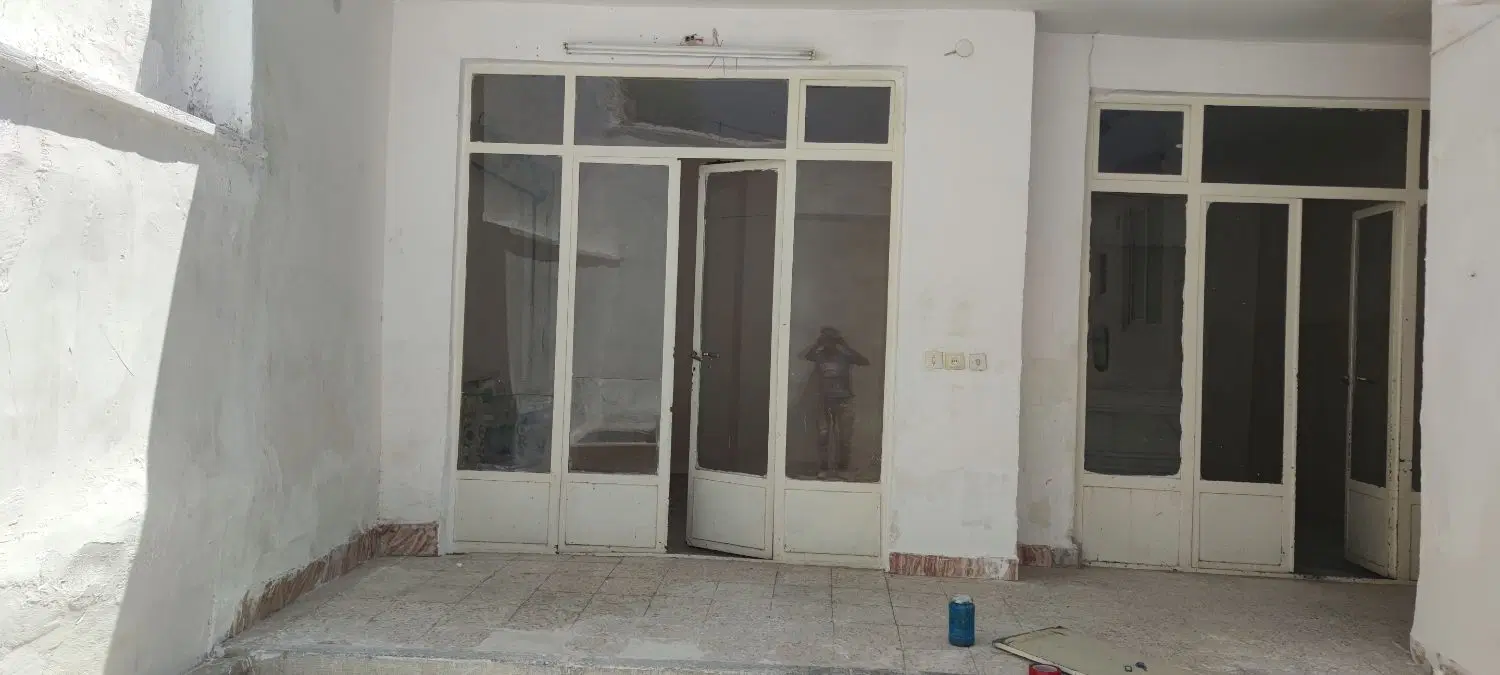 خانه کلنگی قدیمی