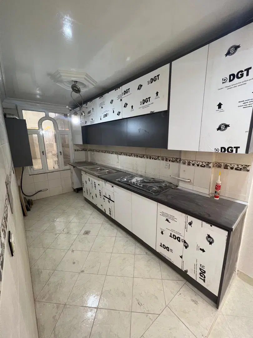 ۵۹متر تکواحدی با پارکینگ و انباری_خ تاجری