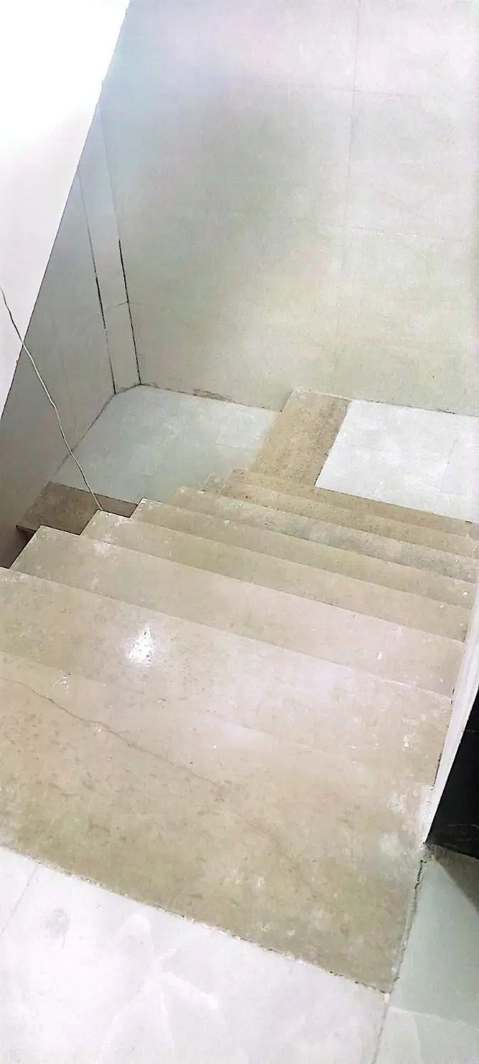 خوش قیمت فروش آپارتمان کلید نخورده املاک محمود