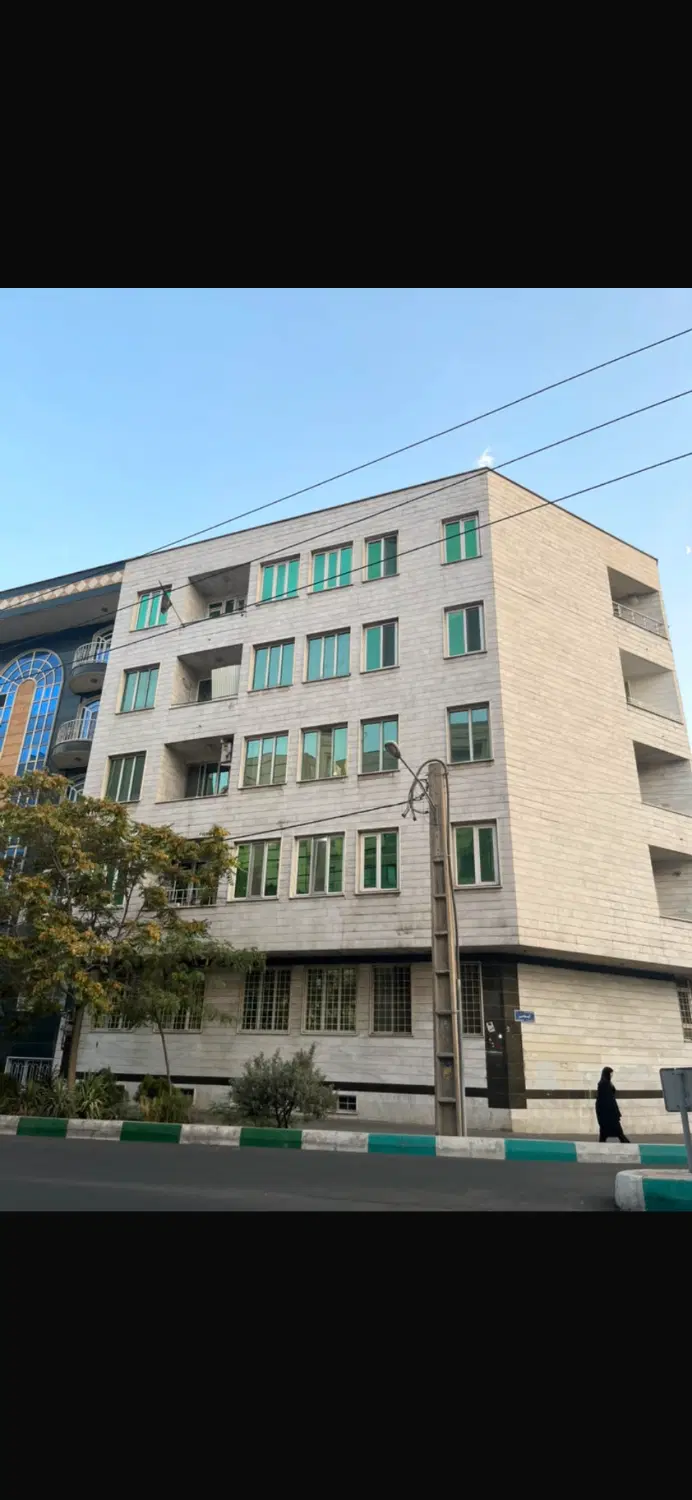 ۶۵ متر اباذر