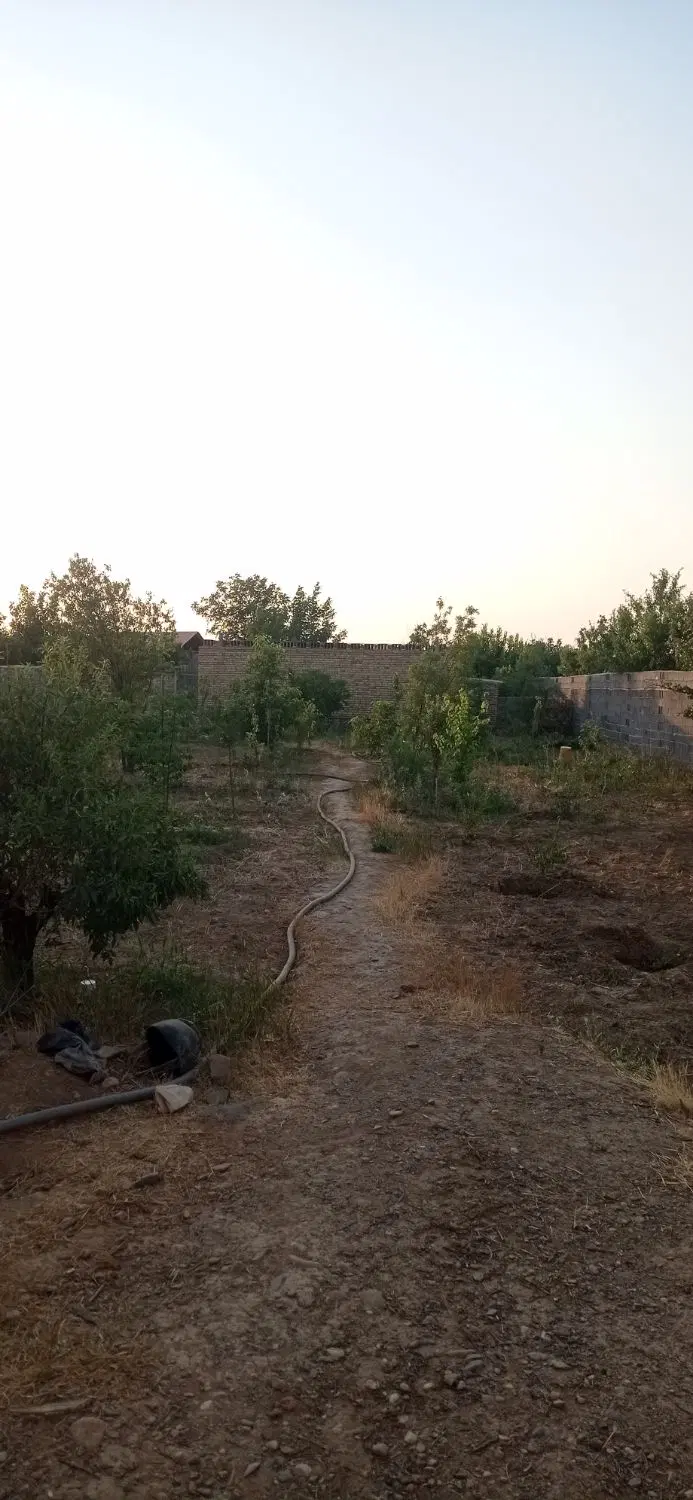 باغ ویلا در باغستان های ارم یکانه