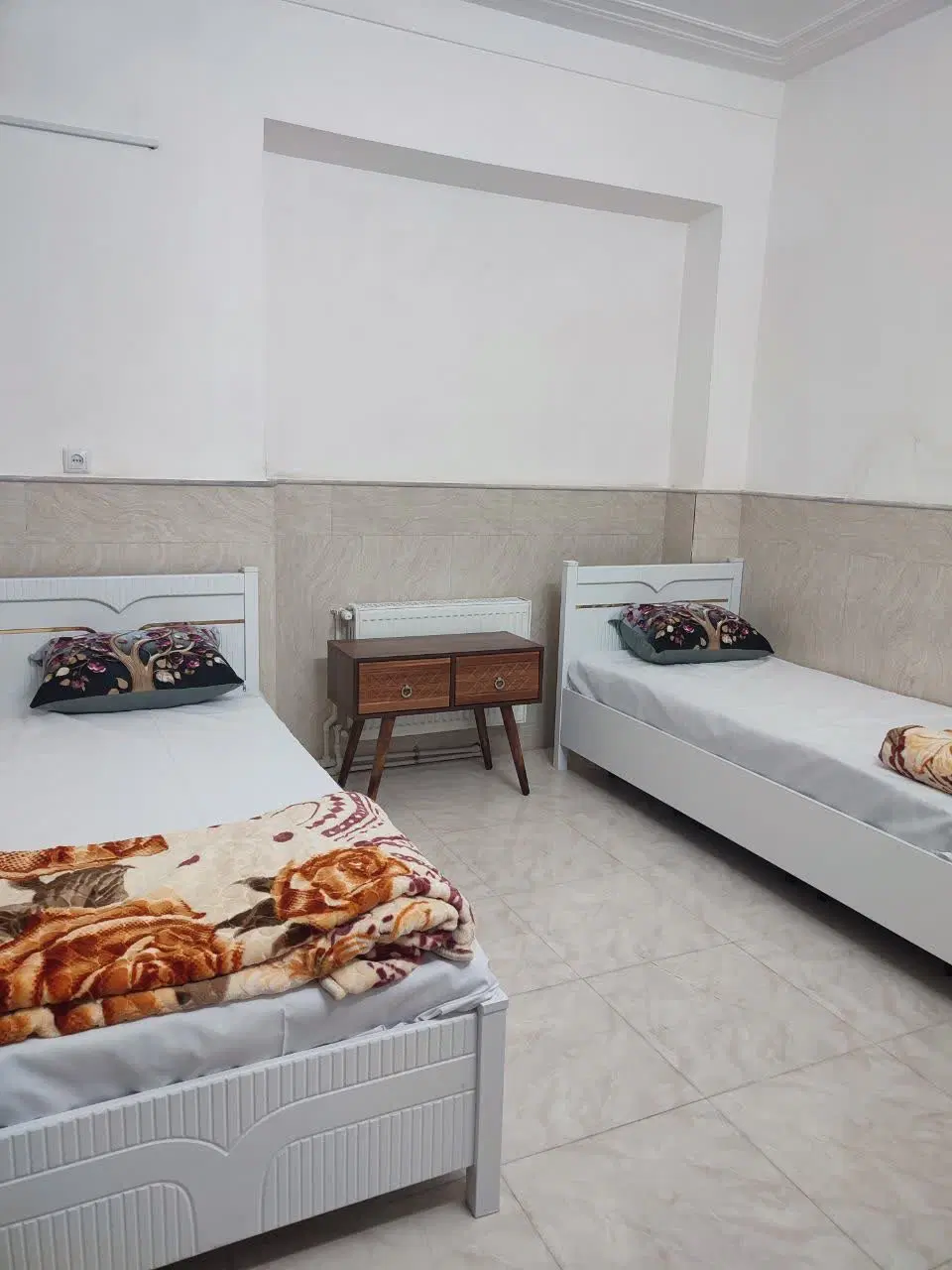 منزل ویلایی ۳طبقه دربست اجاره و رهن