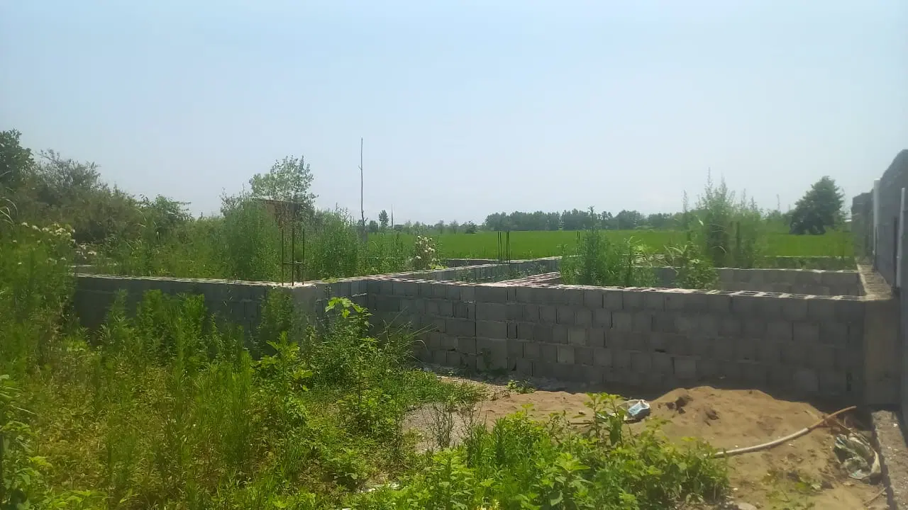 زمین. 210 متر پروانه دار