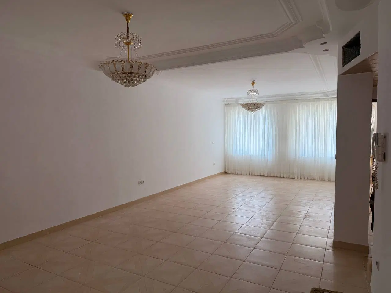طبقه اول و بهار خواب مبارک اباد