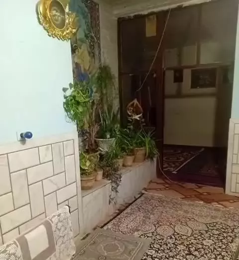 یک باب منزل مسکونی  اجاره داده میشود