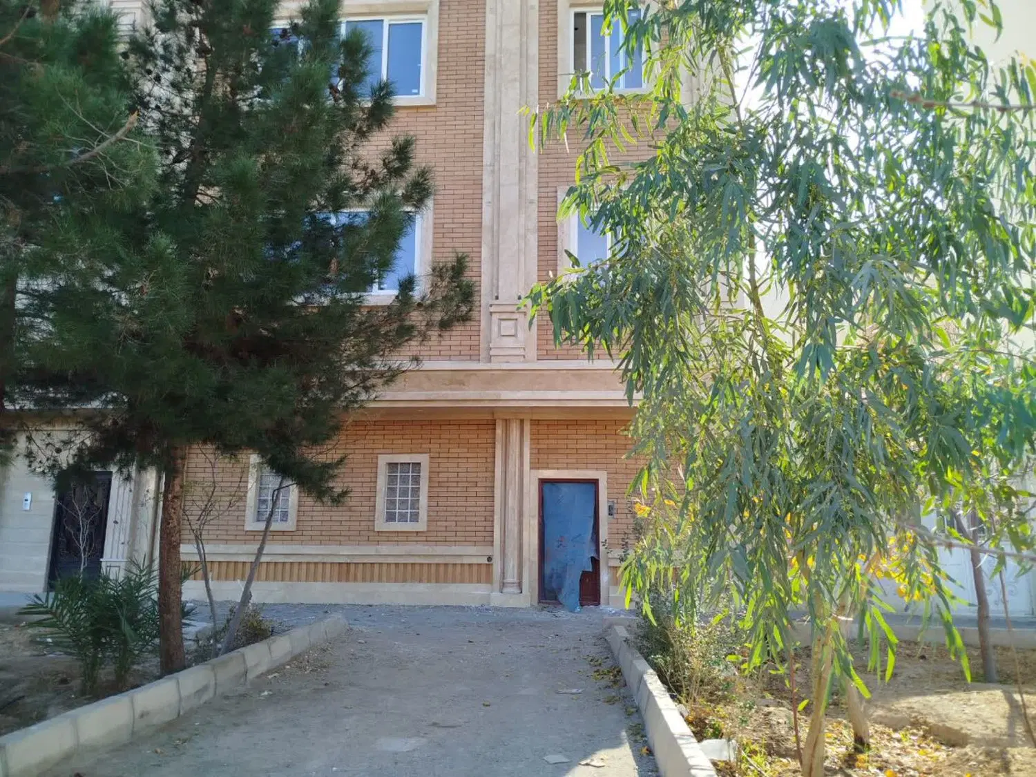 فروش آپارتمان دوکله در موقعیت خوب سمنان