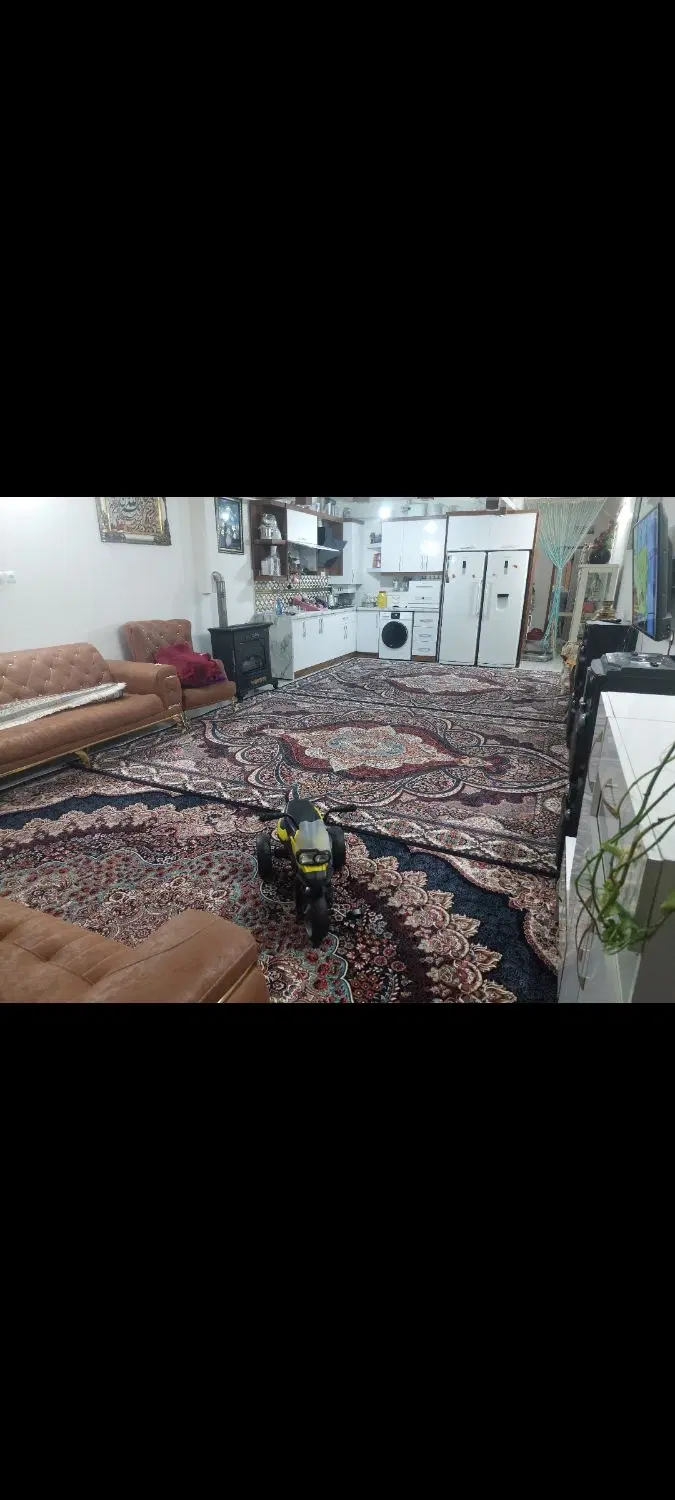 خانه فروشی درچناران خیابان امام خمینی ۲۱مسجدعظم ۱۴