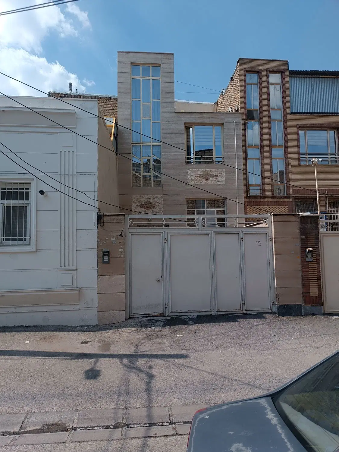 اجاره خانه ۱۰۰ متری (طبقه یک از دو)