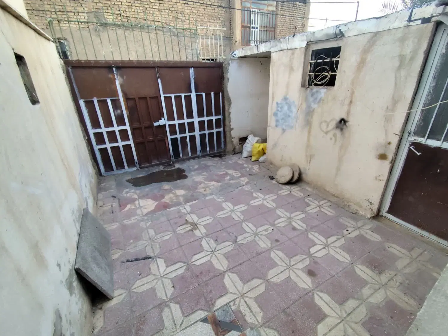 خانه ویلایی ماشین رو