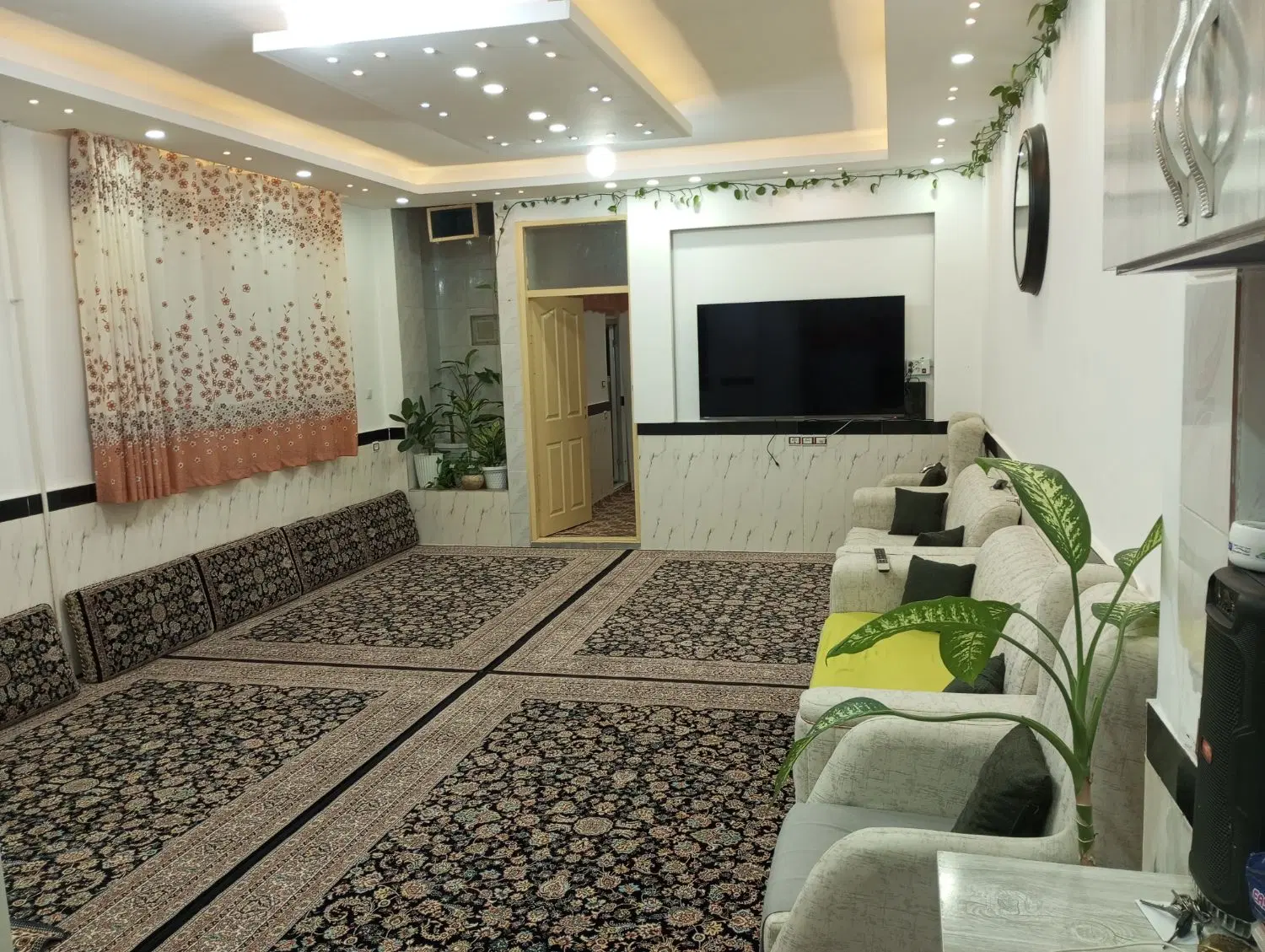 خانه72.5متری نایسر سه نبش