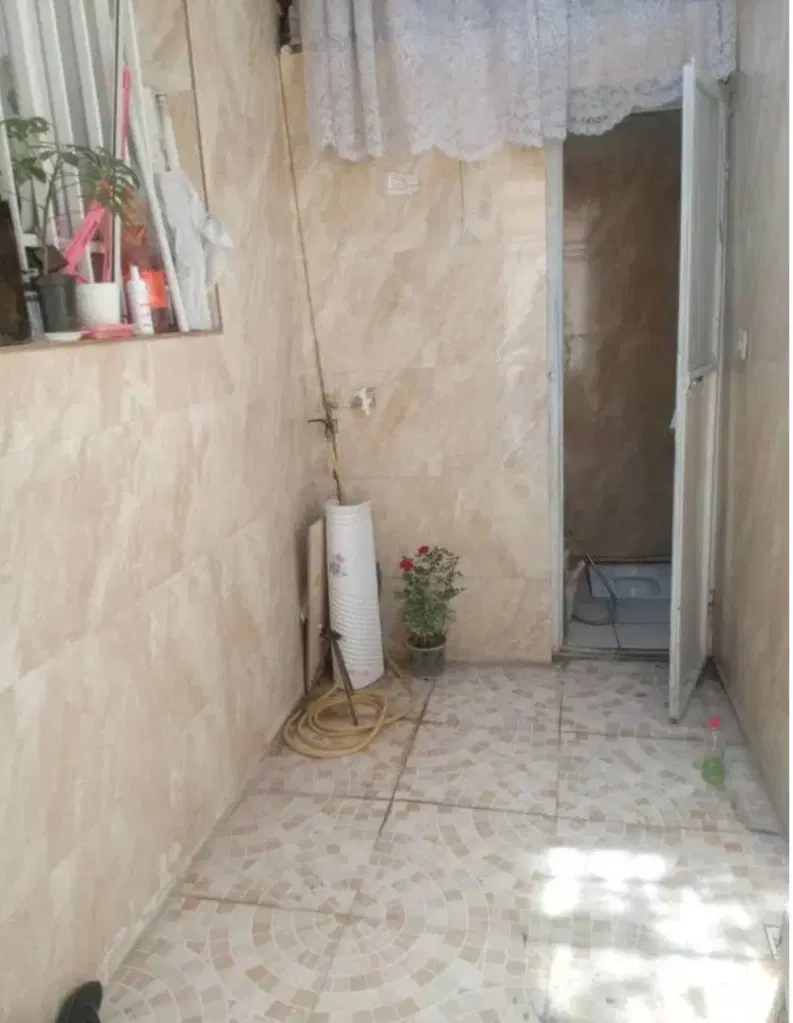 خانه ویلایی تمیز دو نبش