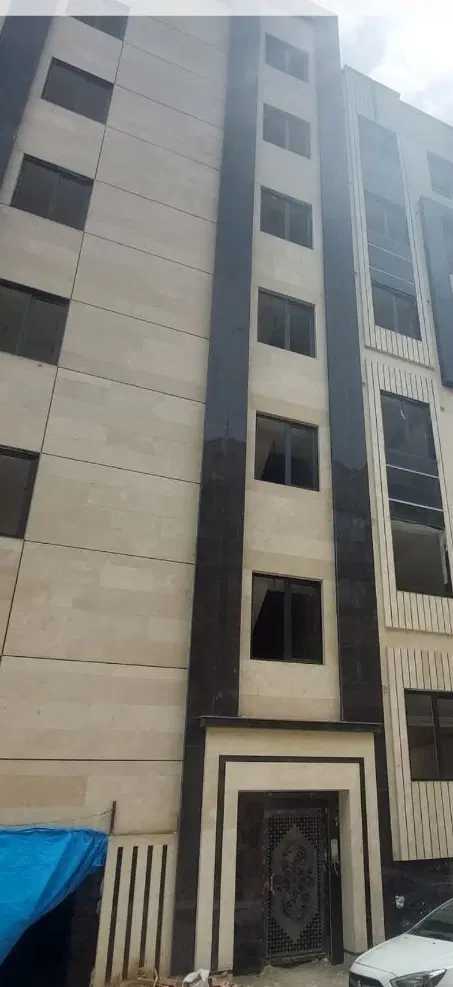 ۱۳۰ متر فروش نواب نگار