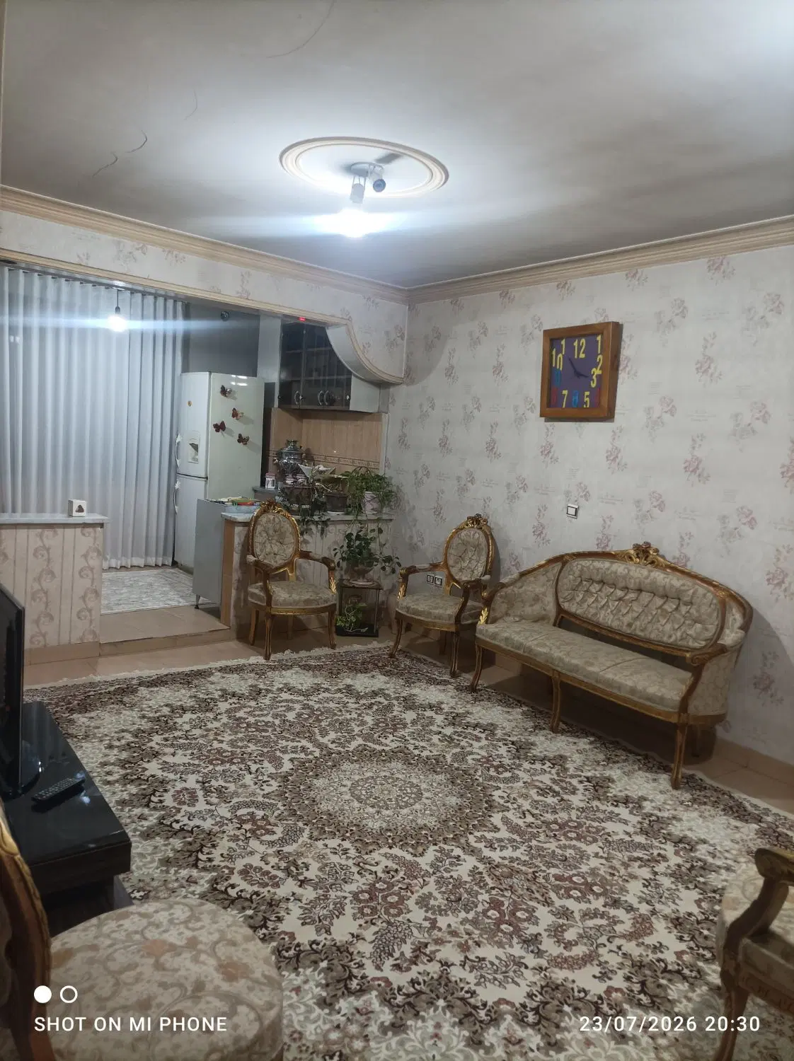 آپارتمان فروشی باآسانسوروانباری