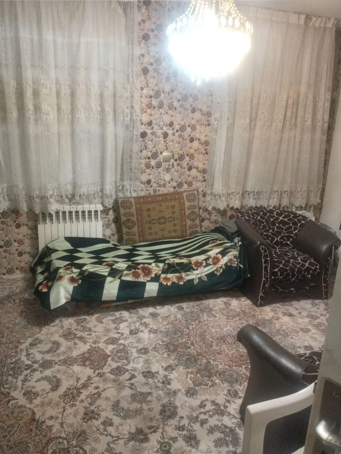 آپارتمان تکواحدی فول ۱۰۴ متر