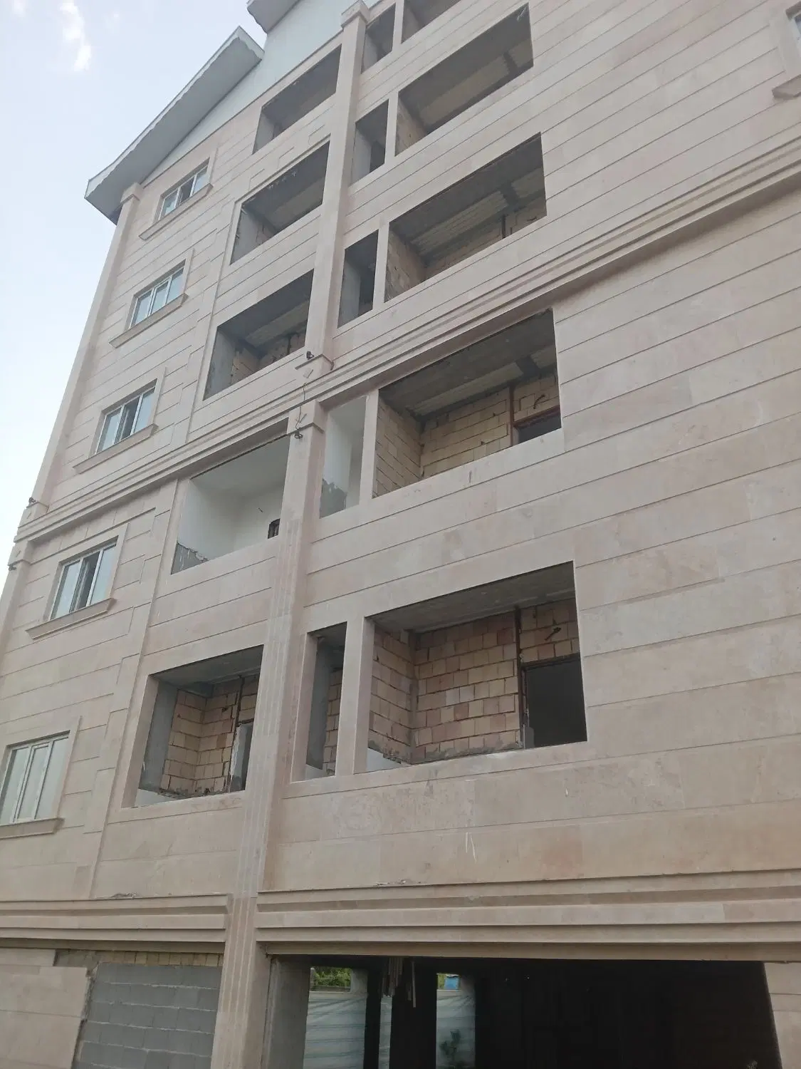 پیش فروش واحدآپارتمان سندداردر پیام نور