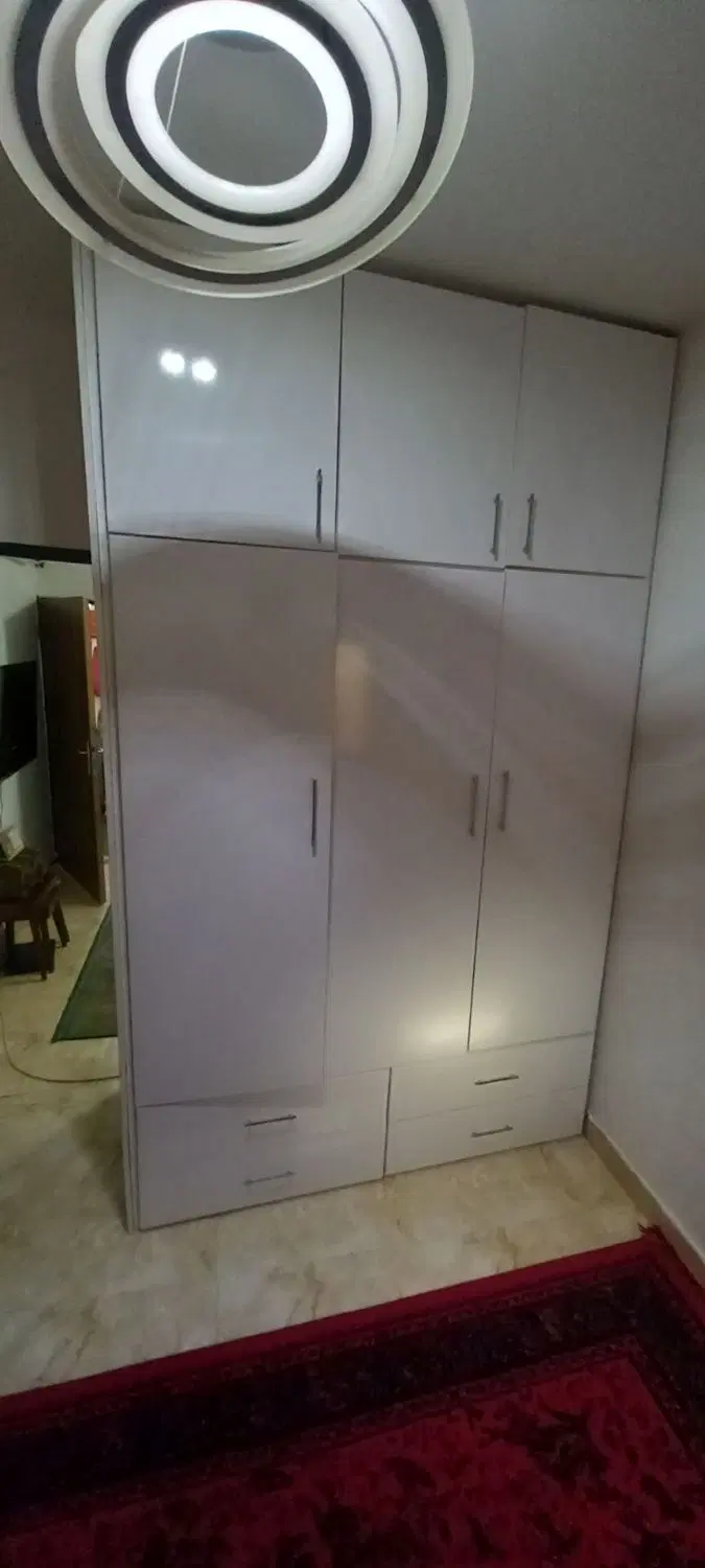 اجاره سوییت دروازه لاکان ، خیابان گلها